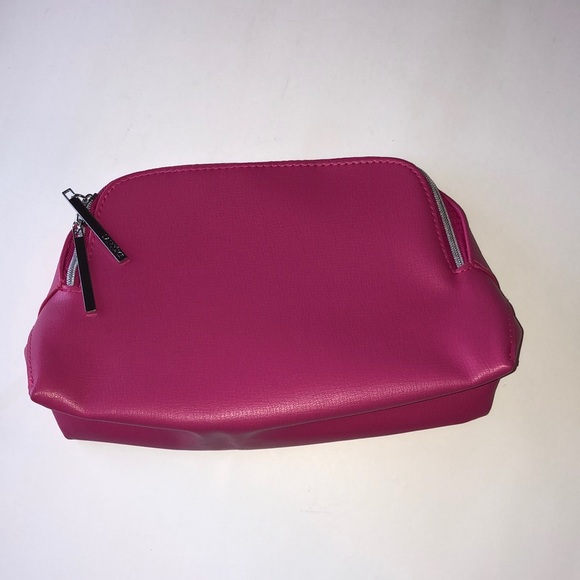 Lancome Handbags - NWOT Lancôme Cosmetic Bag